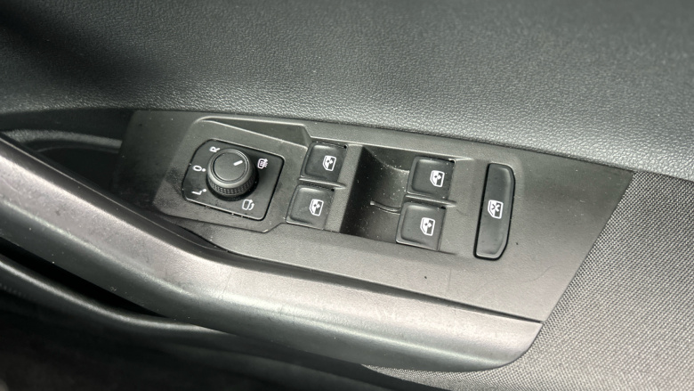 Volkswagen Polo 1.0 Life 5dr Petrol Hatchback